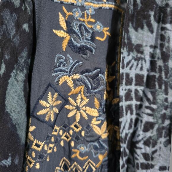 Vicente Women’s Blue Embroidered Floral Open Front Kimono Cardigan – Small - Picture 3 of 8